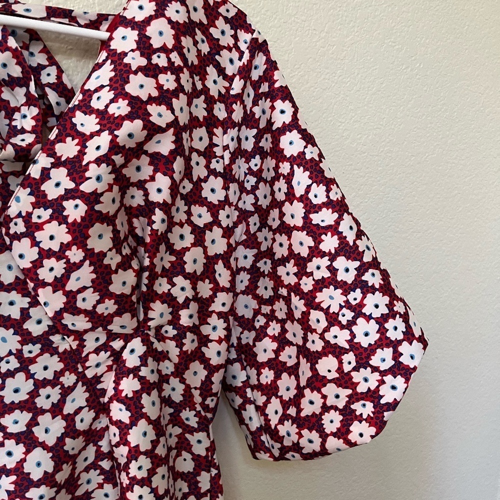 NWT TOPSHOP | Daisy Print Puff Sleeve Tie Back Midi Dress In Red Multi | Size 6 - Picture 8 of 12
